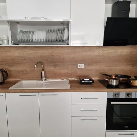 Family Kune 2 Apartment Shengjin